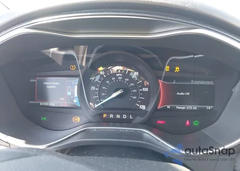 2018 Ford Fusion Energi Titanium из США, поврежденный, VIN 3FA6P0SU5JR240948